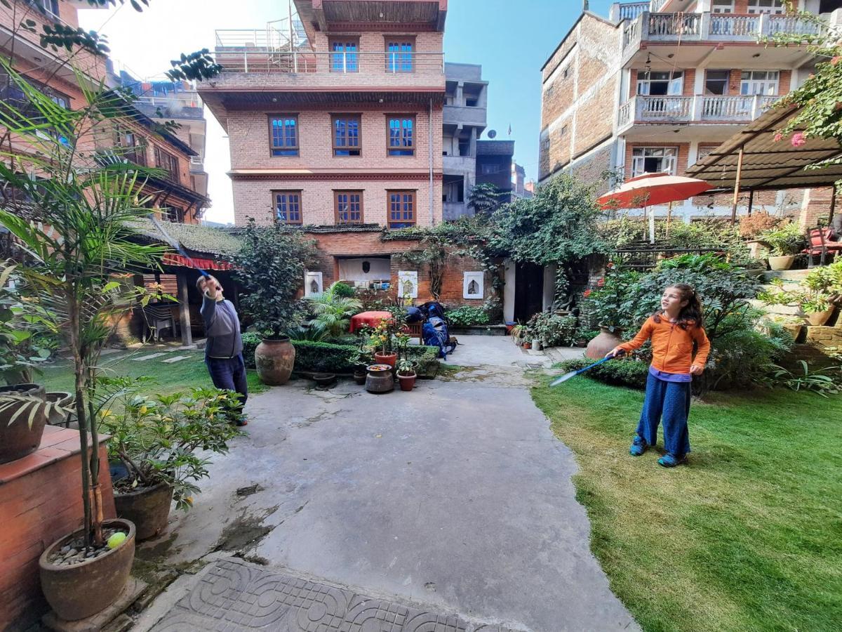 Bhatgoan Pradhan House - Home Stay With Garden מראה חיצוני תמונה
