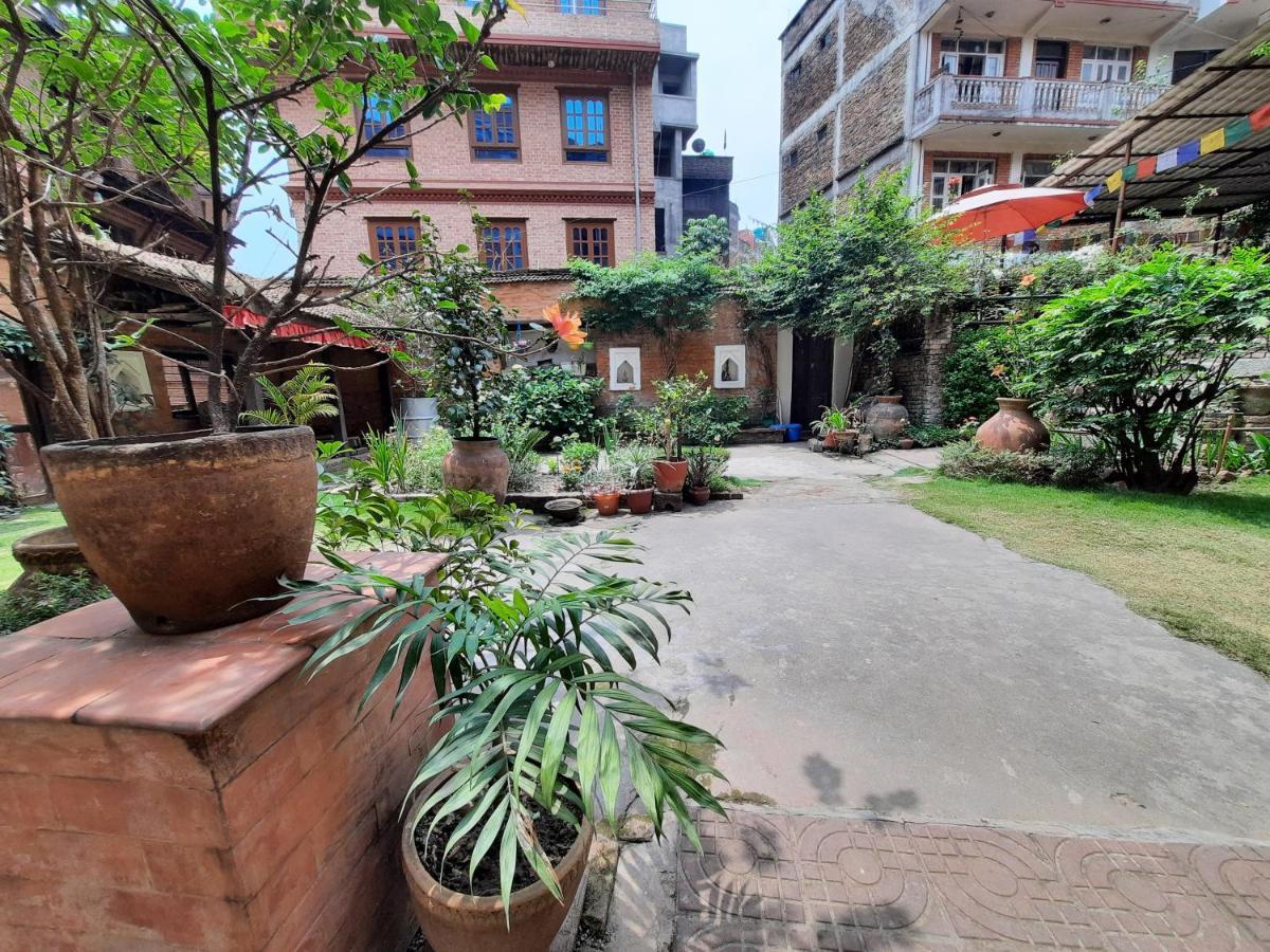 Bhatgoan Pradhan House - Home Stay With Garden מראה חיצוני תמונה
