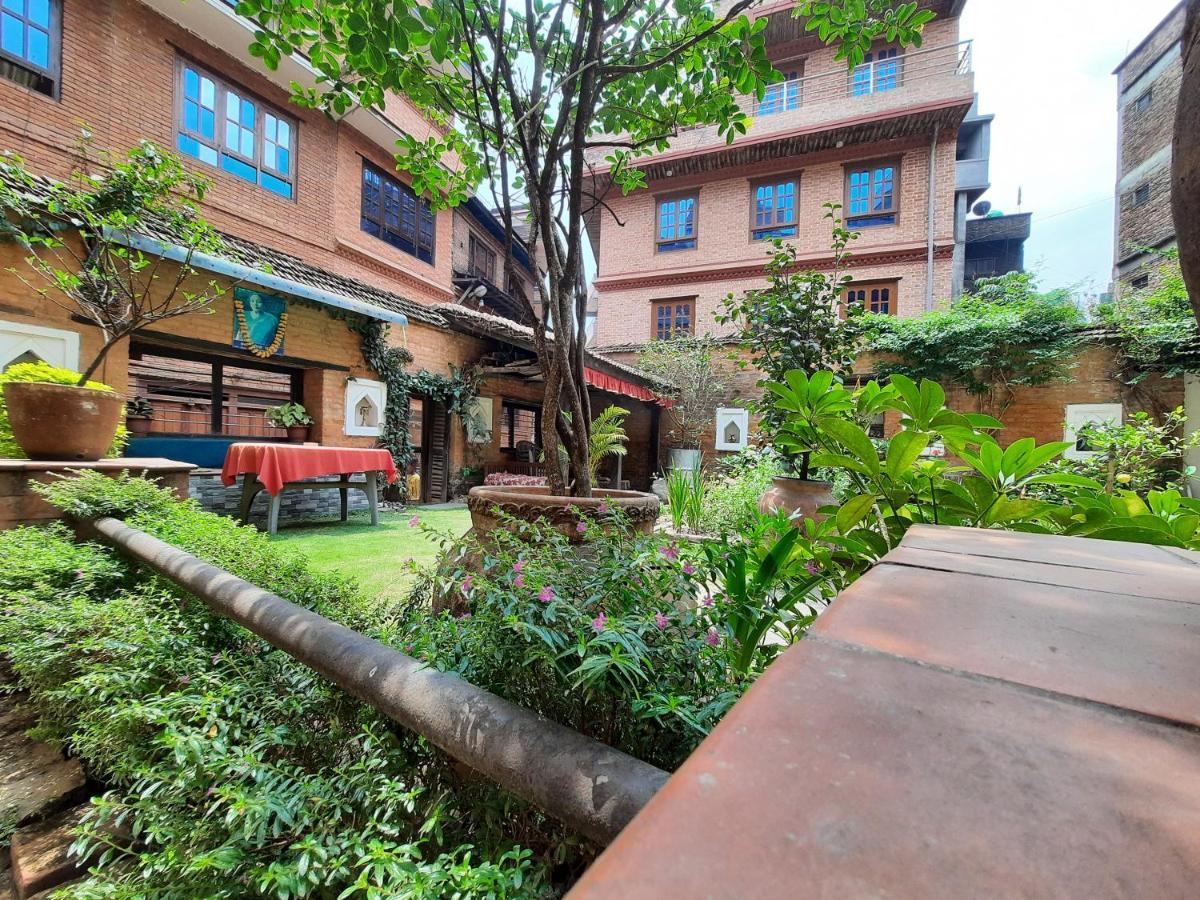 Bhatgoan Pradhan House - Home Stay With Garden מראה חיצוני תמונה