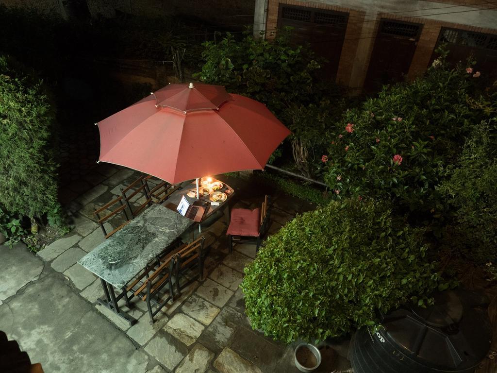 Bhatgoan Pradhan House - Home Stay With Garden מראה חיצוני תמונה