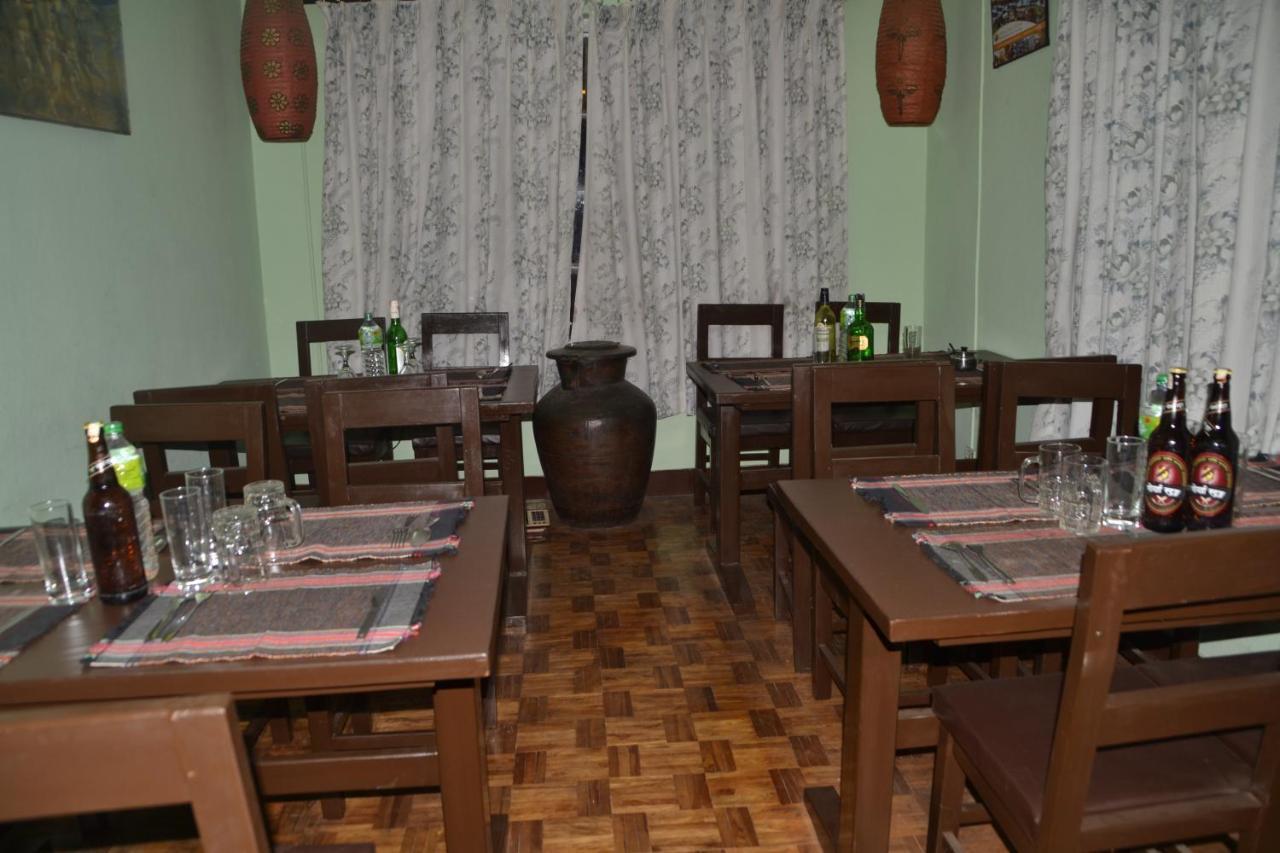 Bhatgoan Pradhan House - Home Stay With Garden מראה חיצוני תמונה